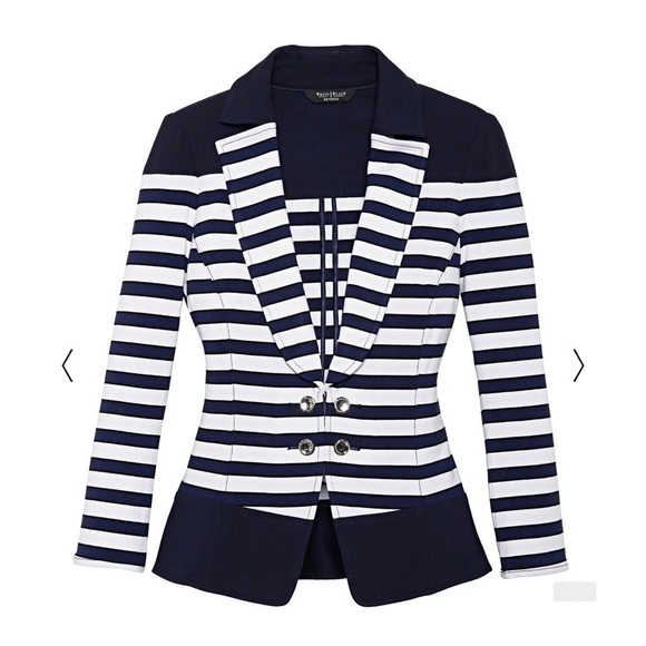 White House Black Market Jackets & Blazers - White House Black Market Nautical Knit Jacket size 2P